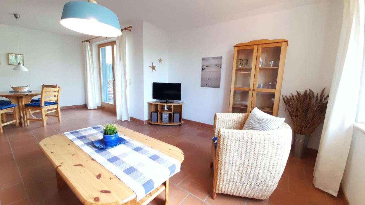 Strandvilla Marius Koserow Luaran gambar